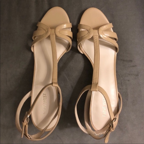 Nine West “Giselle” kitten heels - Picture 2 of 4